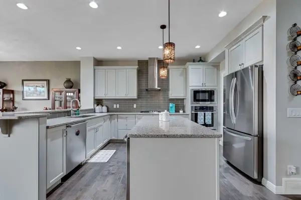 55 Sage Bluff GN NW, Calgary, AB T2R 0X8