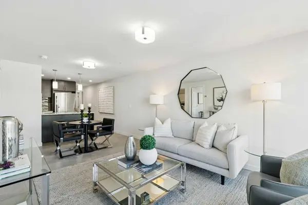 303 13 AVE SW #601, Calgary, AB T2R0Y9