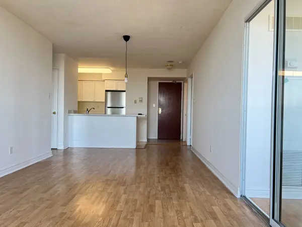 28 Empress AVE #909, Toronto C14, ON M2N 6Z7