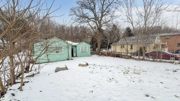 8204 Islington AVE, Vaughan, ON L4L 1W8