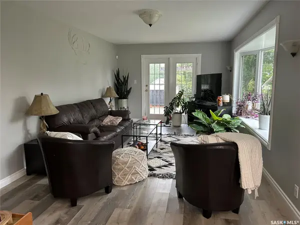 516 First AVENUE E, Lampman, SK S0C 1N0