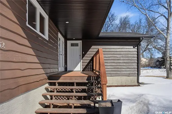 82 Burton STREET, Grand Coulee, SK S4M 0A3