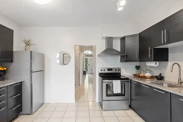 120 Brandon AVE, Toronto W02, ON M6H 2E1