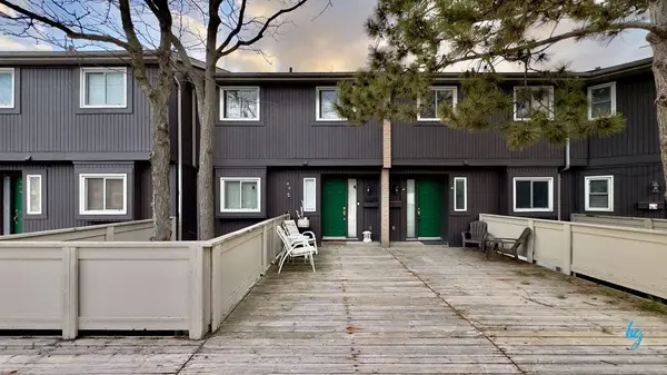 6855 Glen Erin DR #14, Mississauga, ON L5N 1P6