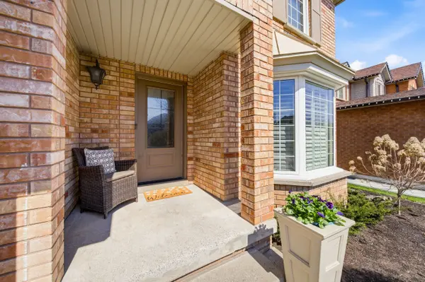 4157 Vermont CRES, Burlington, ON L7M 4A9