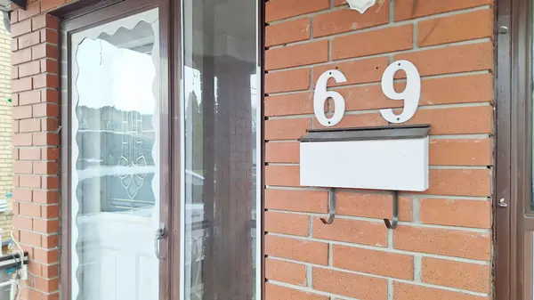 69 Twenty Fourth ST, Toronto W06, ON M8V 3N7