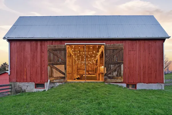 2132 County 10 RD, Cavan Monaghan, ON L0A 1C0