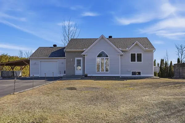 531 Devista BLVD, Alfred And Plantagenet, ON K0B 1A0