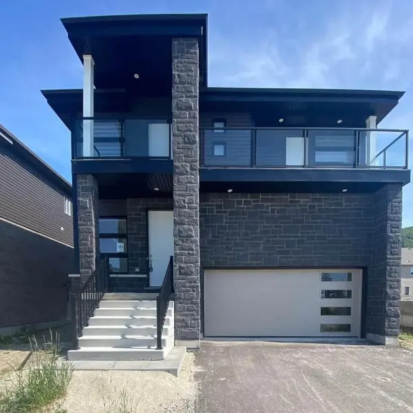 121 Sebastian ST, Blue Mountains, ON N0H 1J0