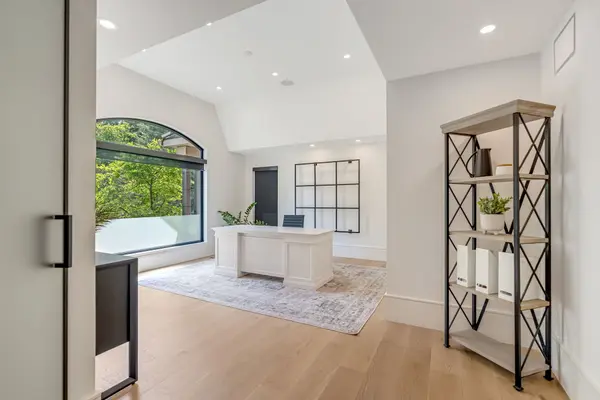 18 Fox Run DR, Puslinch, ON N0B 2J0