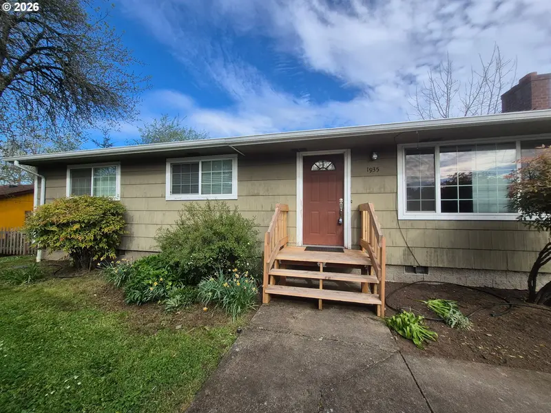 1935 MCKINLEY ST, Eugene, OR 97405