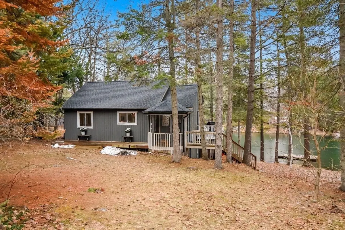 7767 Oakridge DR, Ramara, ON L0K 2B0