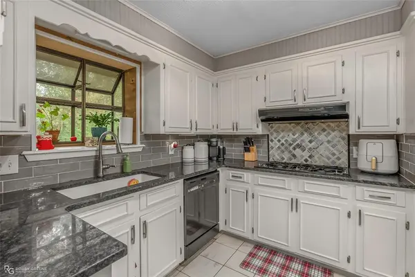 3237 Pinehaven Lane, Haughton, LA 71037