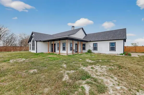400 Vz County Road 4211, Ben Wheeler, TX 75754