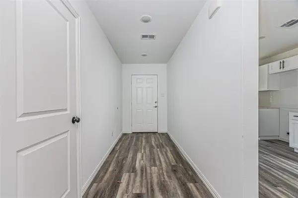 7129 Kayak Drive, Mabank, TX 75156