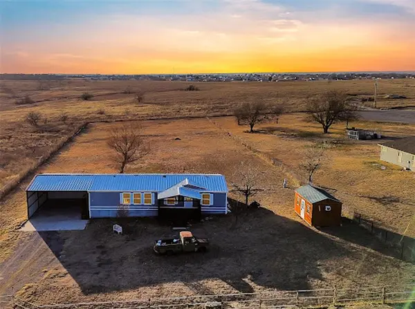 6104 Hawk Court, Joshua, TX 76058