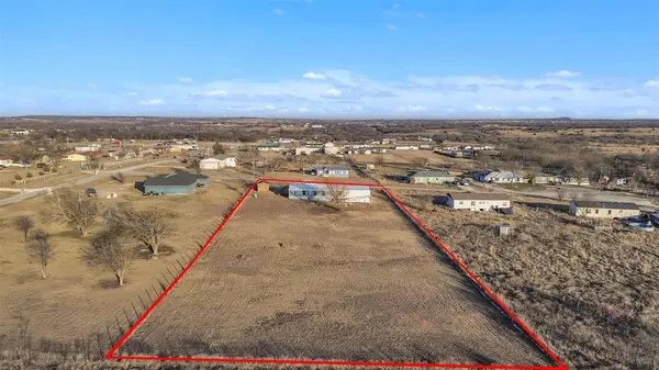 6104 Hawk Court, Joshua, TX 76058