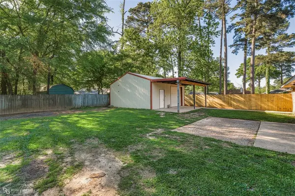 3709 Shadow Bend Drive, Haughton, LA 71037