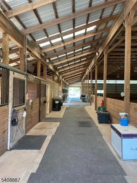 152 County Road 513, Alexandria Twp., NJ 08825