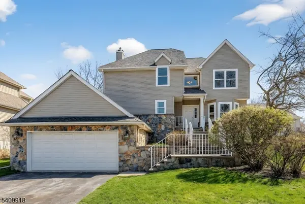 5 Witherwood Dr, Hardyston Twp., NJ 07419