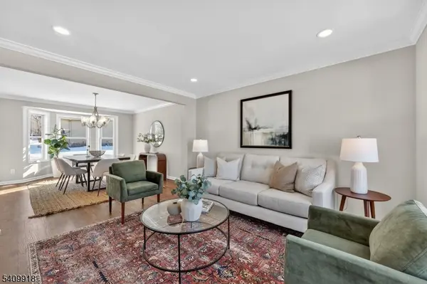 5 Witherwood Dr, Hardyston Twp., NJ 07419