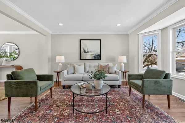 5 Witherwood Dr, Hardyston Twp., NJ 07419