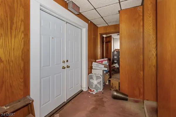 118 Hudson St, Hackensack City, NJ 07601