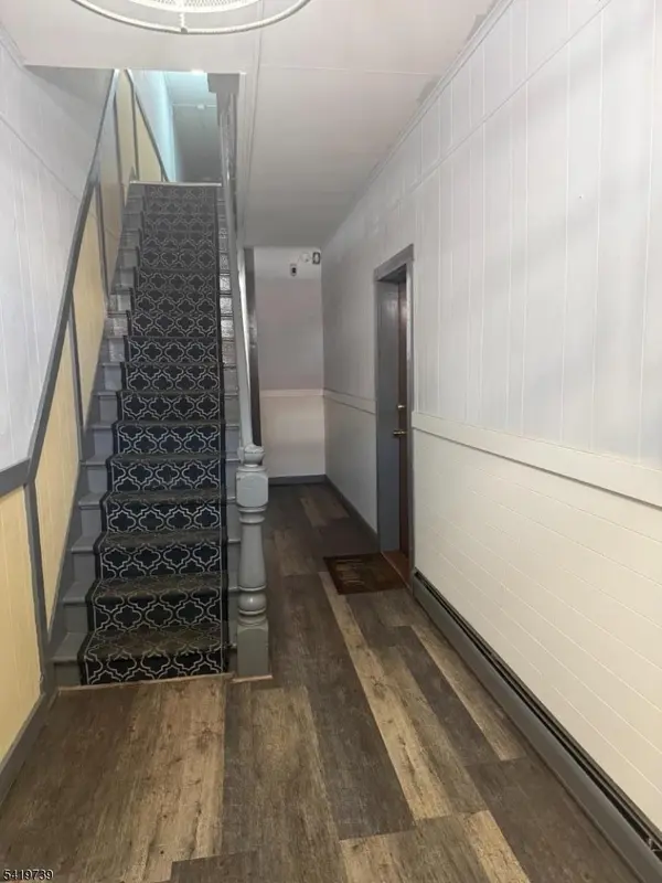 236 John St, Elizabeth City, NJ 07202