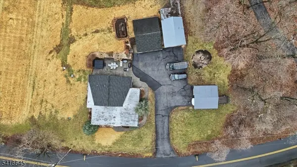 20 Summerfield Rd, White Twp., NJ 07823