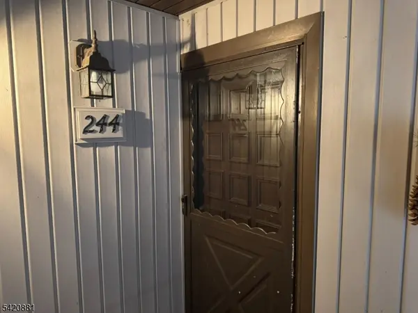 13244 Dell Pl #244, Stanhope Boro, NJ 07874