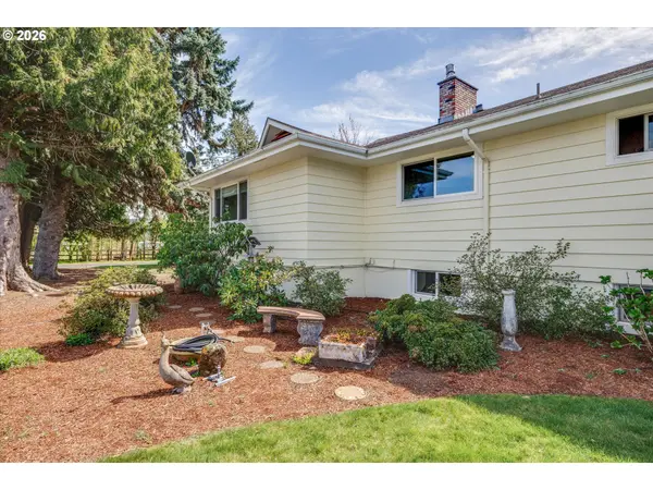 870 HOBBS RD, Hood River, OR 97031