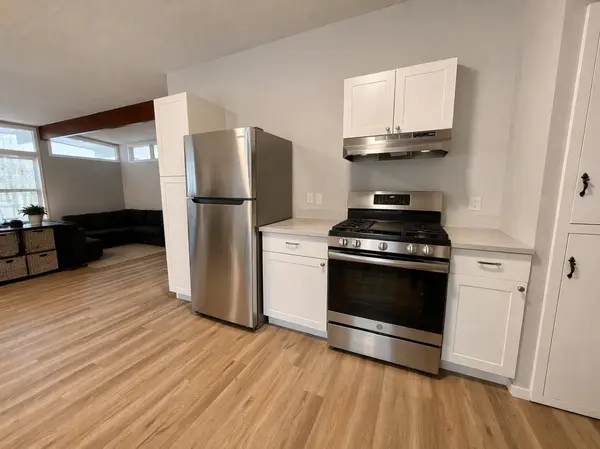 2626 23 AVE S, Lethbridge, AB T1K 1L1