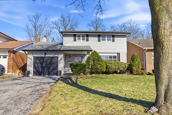 565 Charrington AVE, Oshawa, ON L1G 7L7