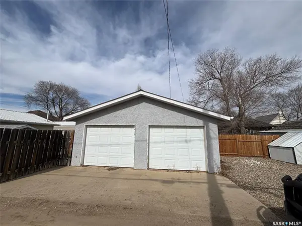 1414 2nd STREET, Estevan, SK S4A 0M6