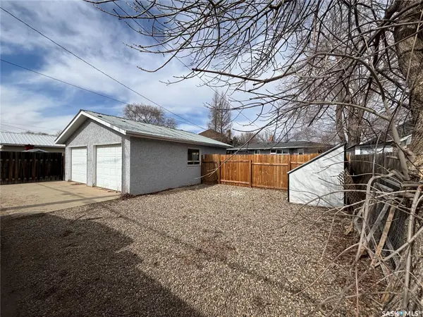 1414 2nd STREET, Estevan, SK S4A 0M6