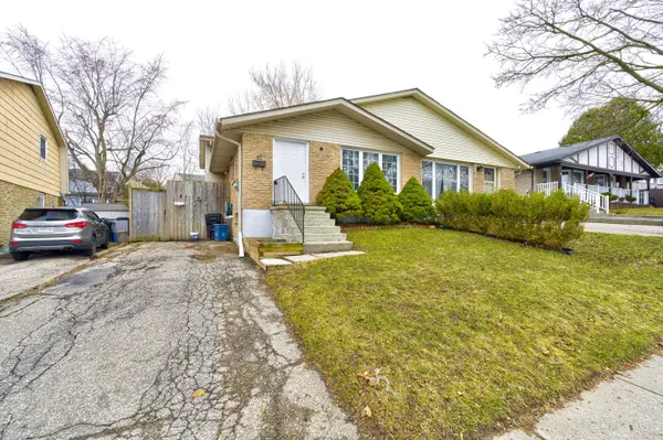 15 Northview Heights DR, Cambridge, ON N1R 6Z9