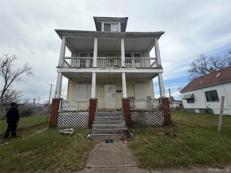 17407 St. Aubin, Detroit, MI 48212