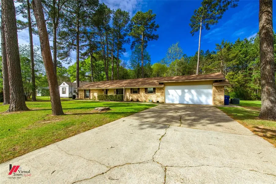 8110 Lucille Street, Shreveport, LA 71108