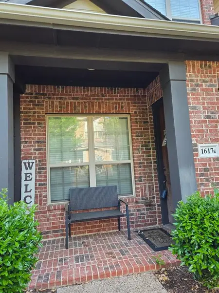 1617 Black Duck Terrace #E, Carrollton, TX 75010