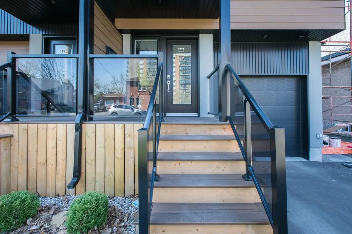 546 Guy ST, Overbrook - Castleheights And Area, ON K1K 1B9