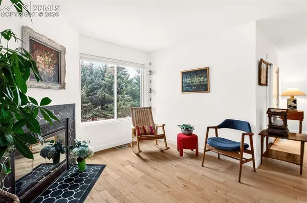 3427 Trenary LN, Colorado Springs, CO 80918