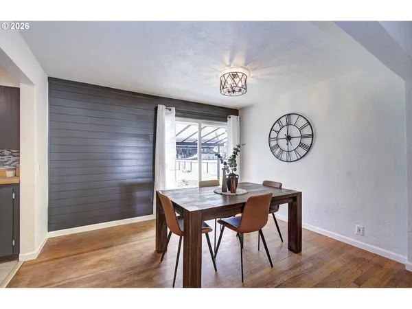 964 G ST, Washougal, WA 98671