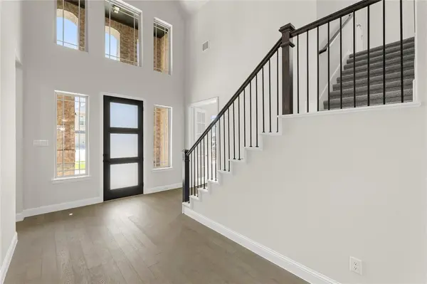 3907 Lochwood Drive, Rowlett, TX 75088