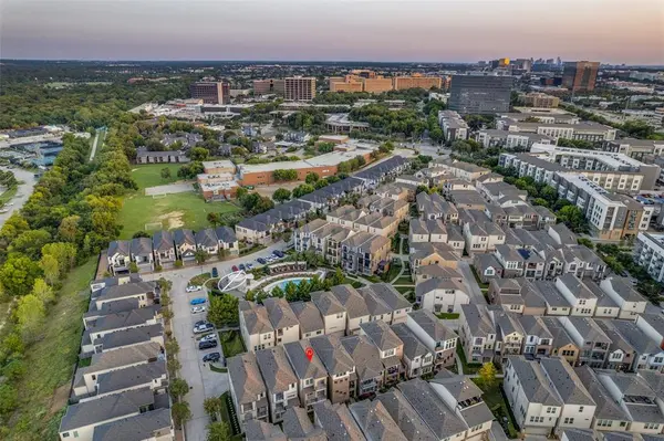 8277 Laflin Lane, Dallas, TX 75231