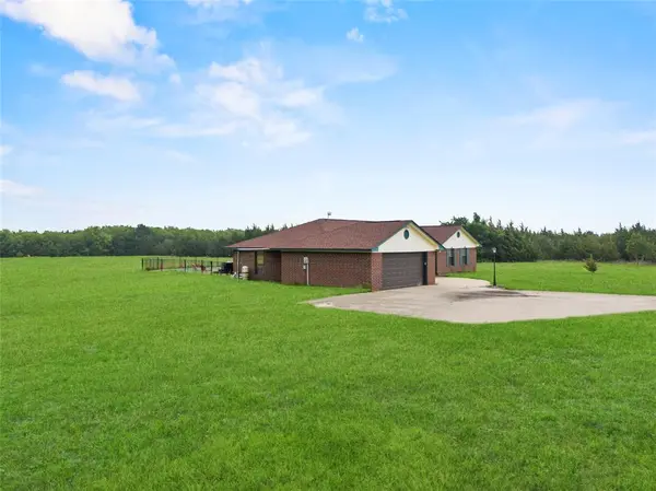 482 Prince Lane, Fate, TX 75087