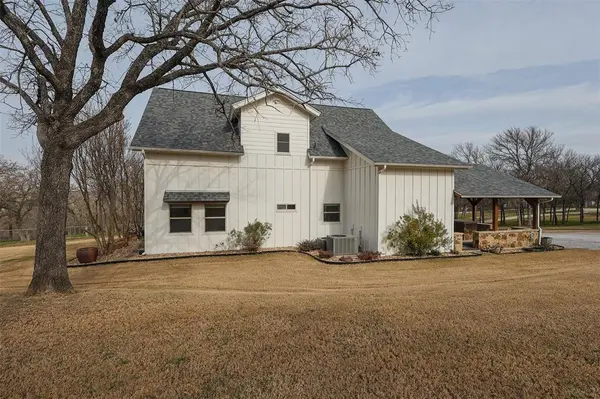 155 Private Road 4391, Decatur, TX 76234