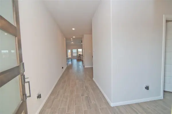 1345 Fox Glen Trail, Crowley, TX 76036