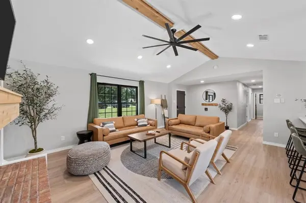 1190 Greenwood Lane, Waco, TX 76705