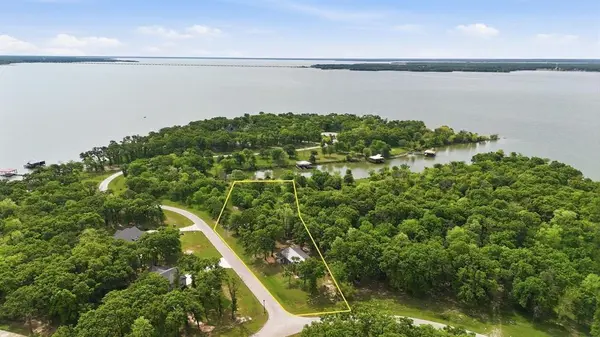 7366 Point Aquarius, Quinlan, TX 76454