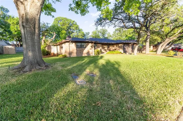 3065 Summit Drive, Belton, TX 76513